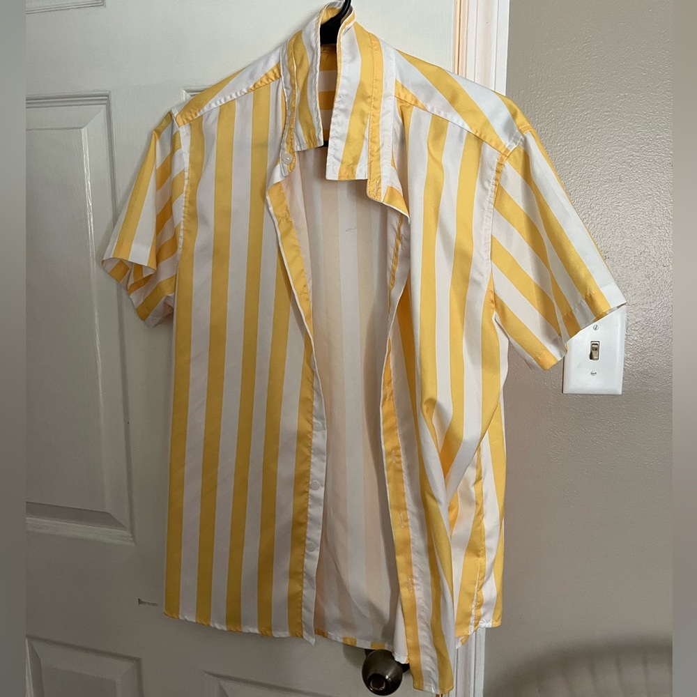 Mens button up shirt
